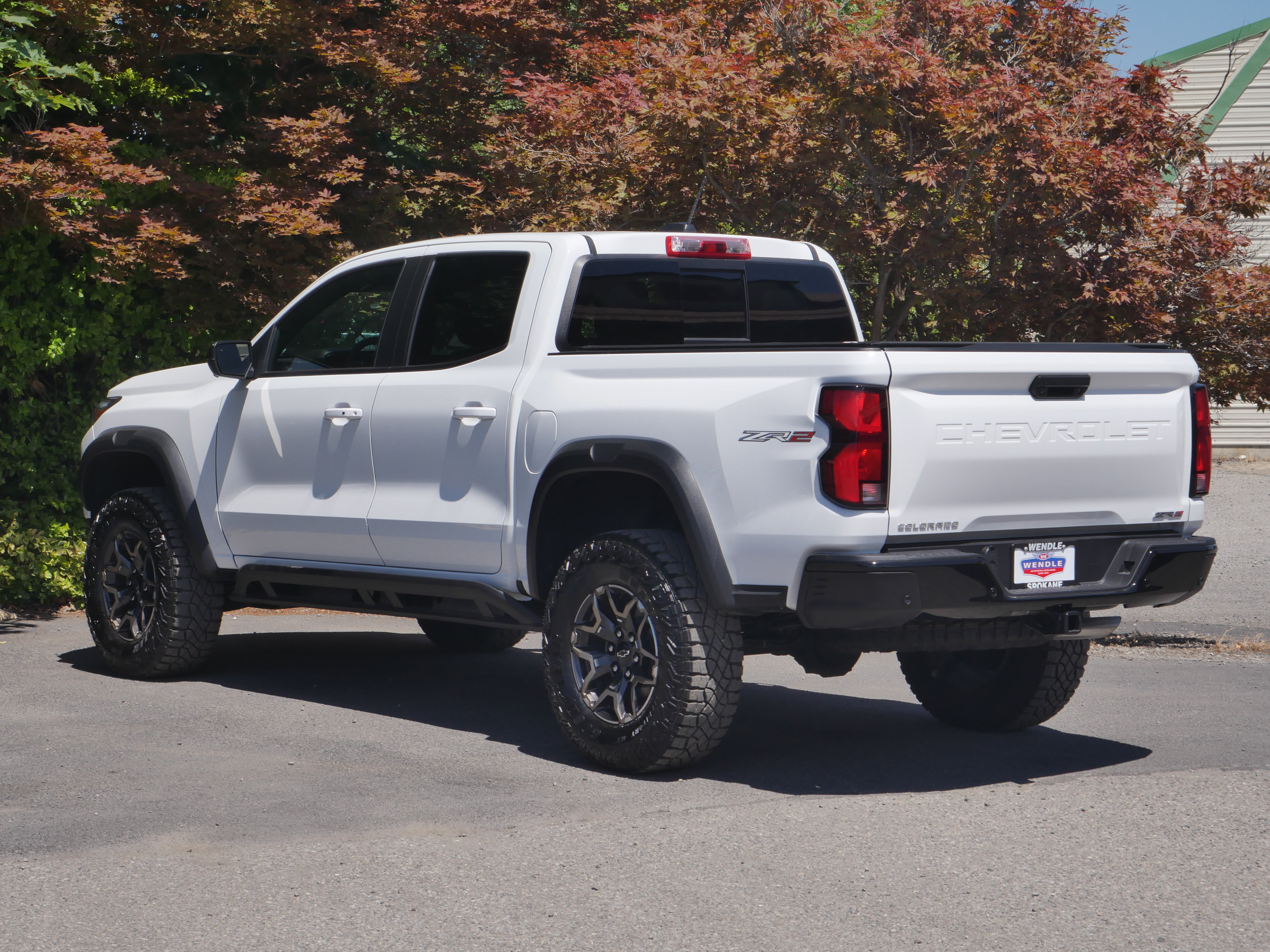 Used 2024 Chevrolet Colorado ZR2 w/ ZR2 Convenience Package III AWD/4WD image 10