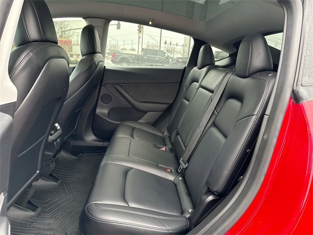 Used 2021 Tesla Model Y Long Range image 23