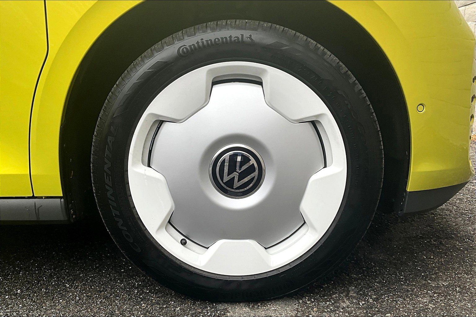 New 2025 Volkswagen ID. Buzz 1st Edition AWD/4WD image 10