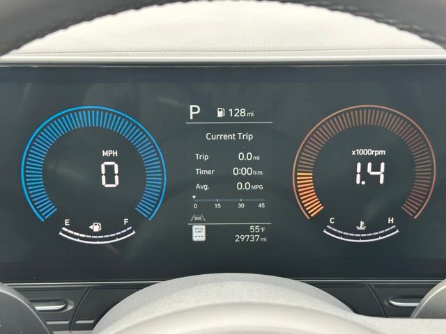 Used 2025 Hyundai Kona SEL image 15