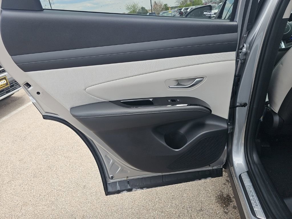 New 2025 Hyundai Tucson Limited AWD/4WD image 28