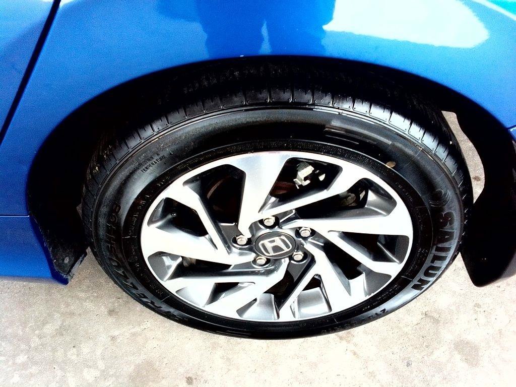 Used 2016 Honda Civic EX image 26