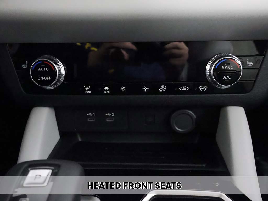 New 2025 Mitsubishi Outlander SE image 8