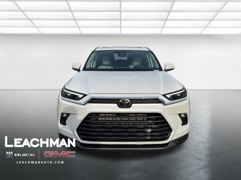 Used 2026 Toyota Grand Highlander AWD image 9