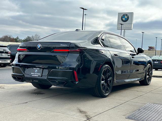 Certified 2023 BMW 760i xDrive w/ Executive Package image 8