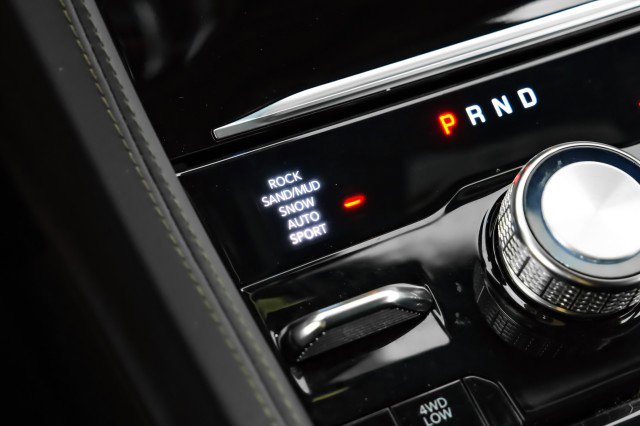 Used 2023 Jeep Grand Cherokee L Summit image 25