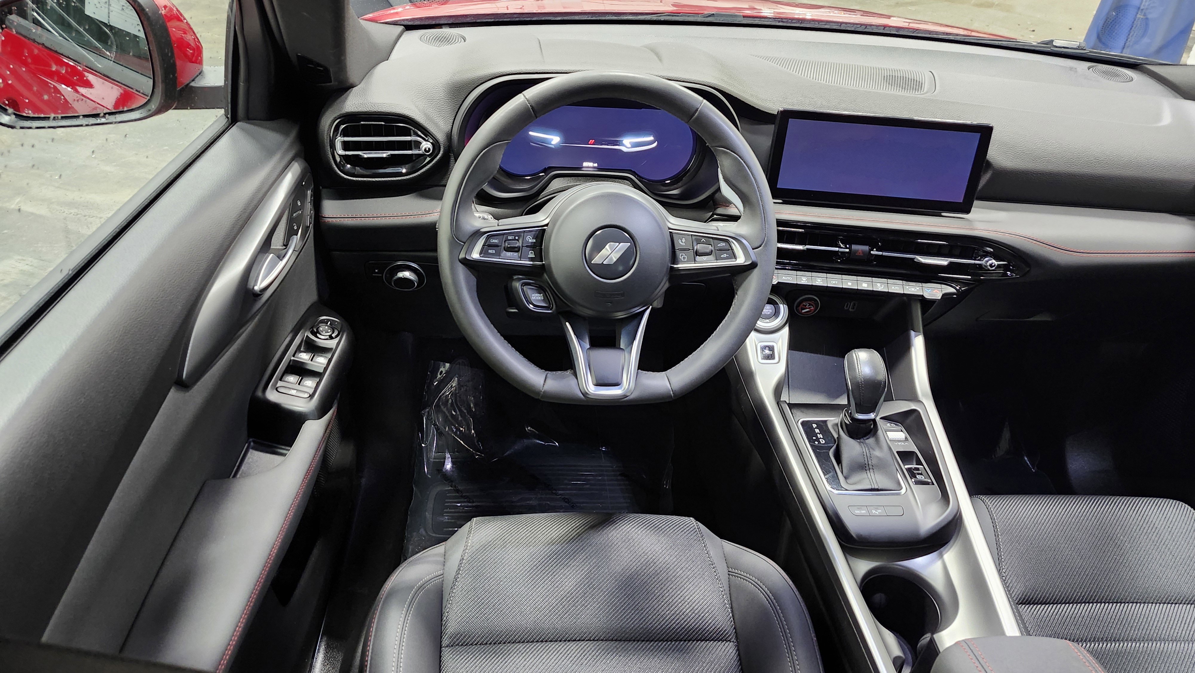 Used 2024 Dodge Hornet R/T image 28