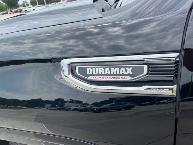 Used 2024 GMC Sierra 1500 Denali AWD/4WD image 3