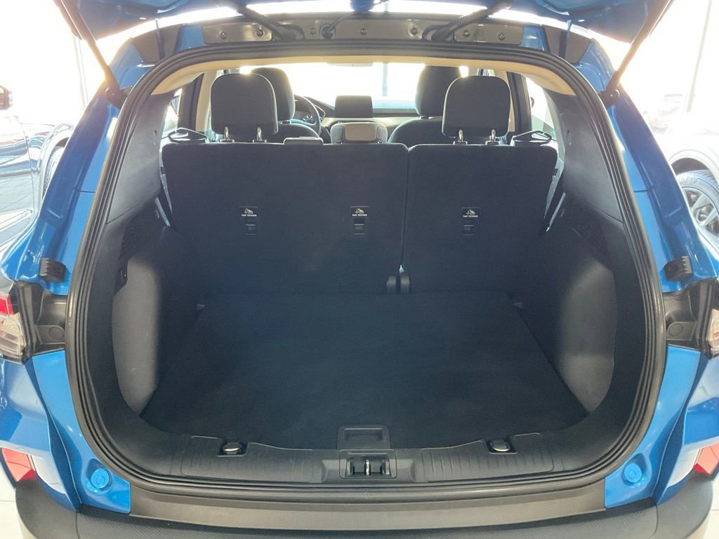 Used 2020 Ford Escape SE image 22
