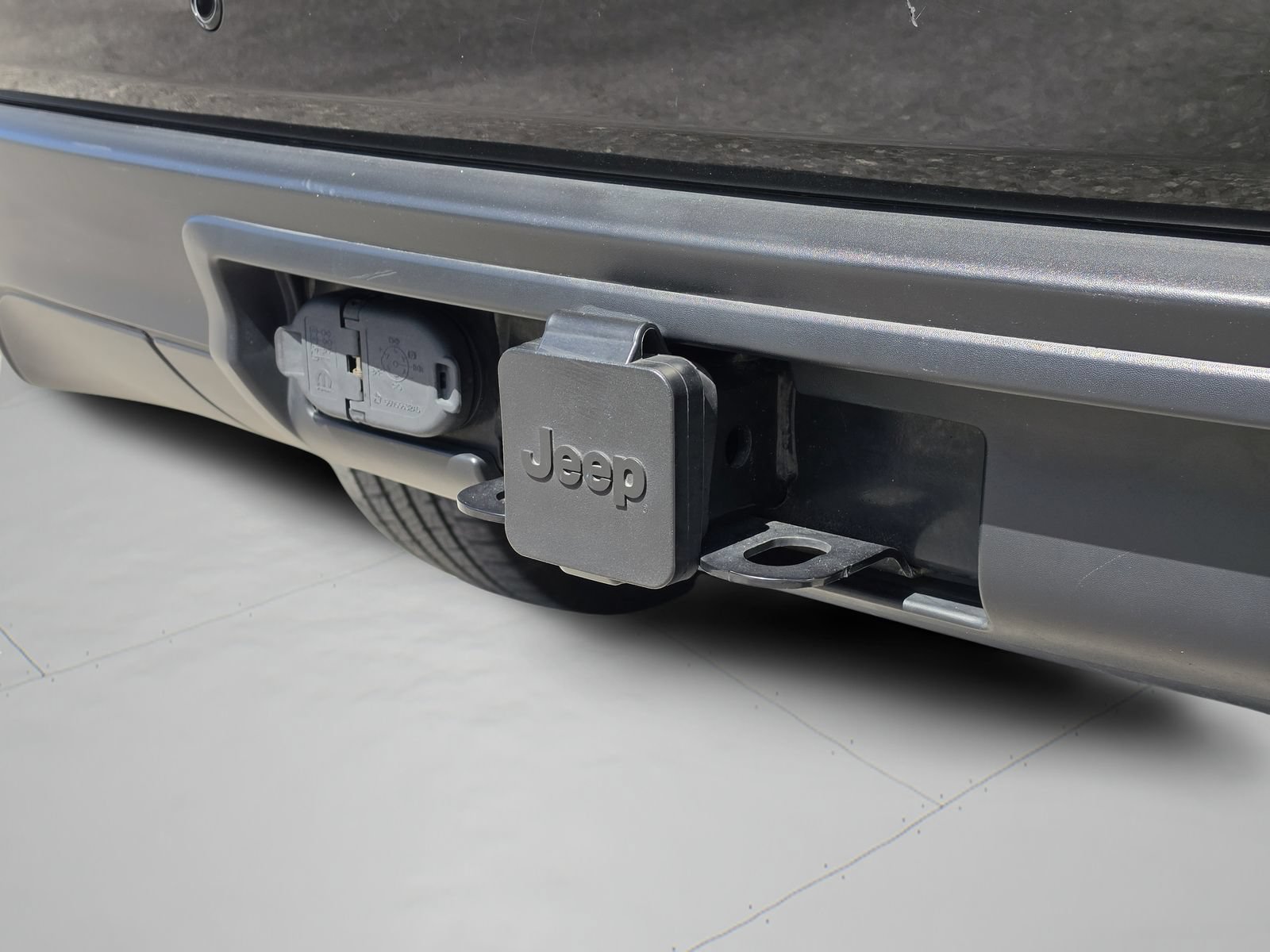 Used 2022 Jeep Grand Cherokee Laredo X RWD image 18