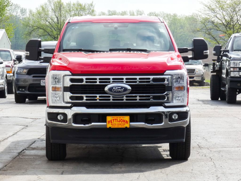 Used 2026 Ford F250 XLT w/ Snow Plow/Camper Package image 7
