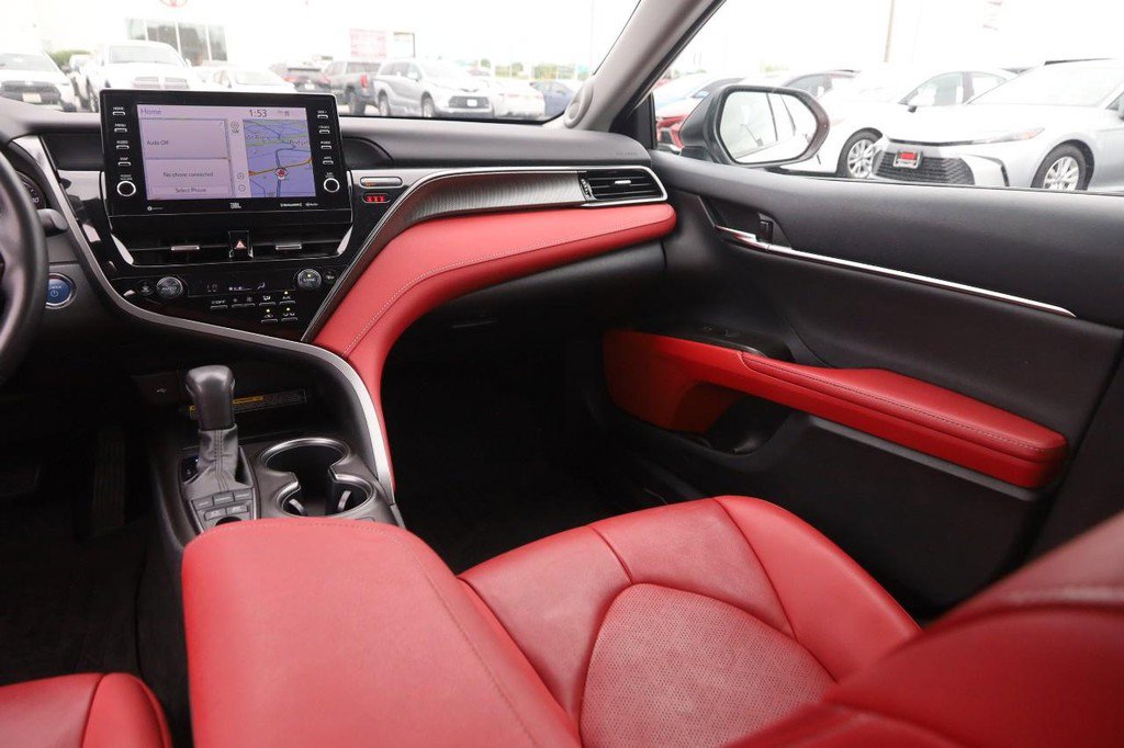 Used 2021 Toyota Camry XSE w/ Navigation Upgrade Package FWD image 27