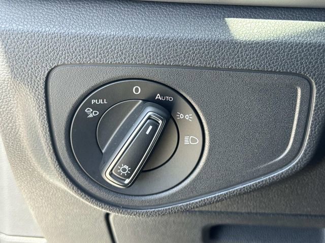 Used 2022 Volkswagen Atlas SE FWD image 17
