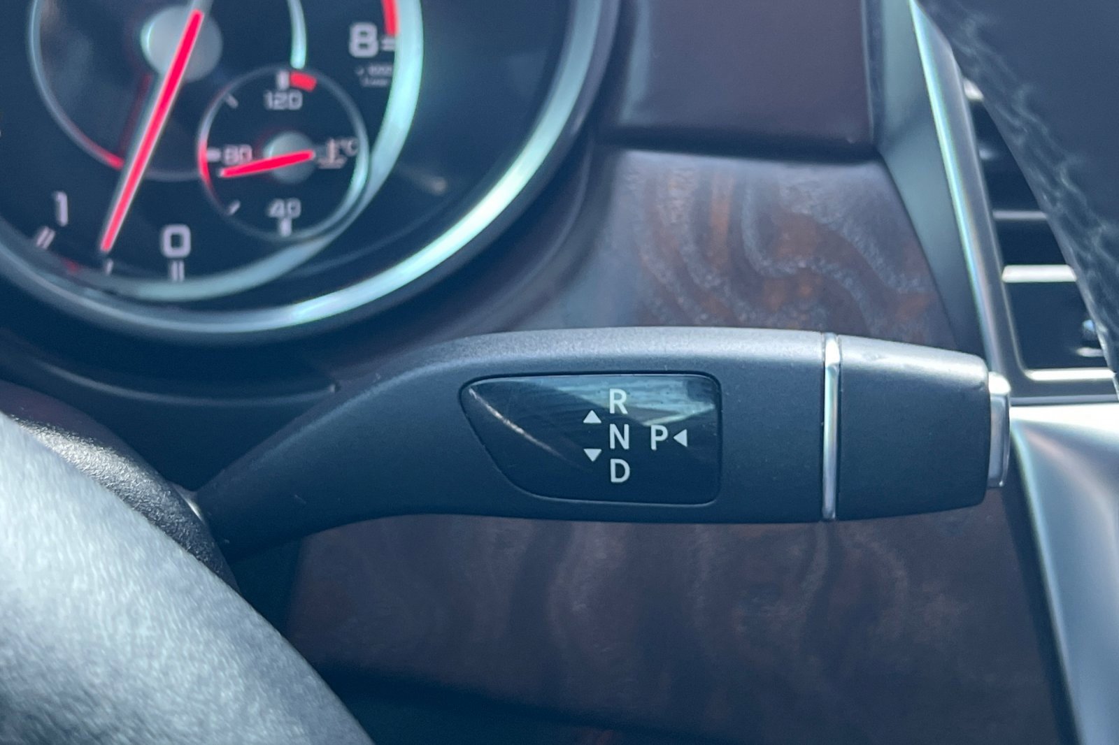 Used 2016 Mercedes-Benz GL 63 AMG 4MATIC image 22