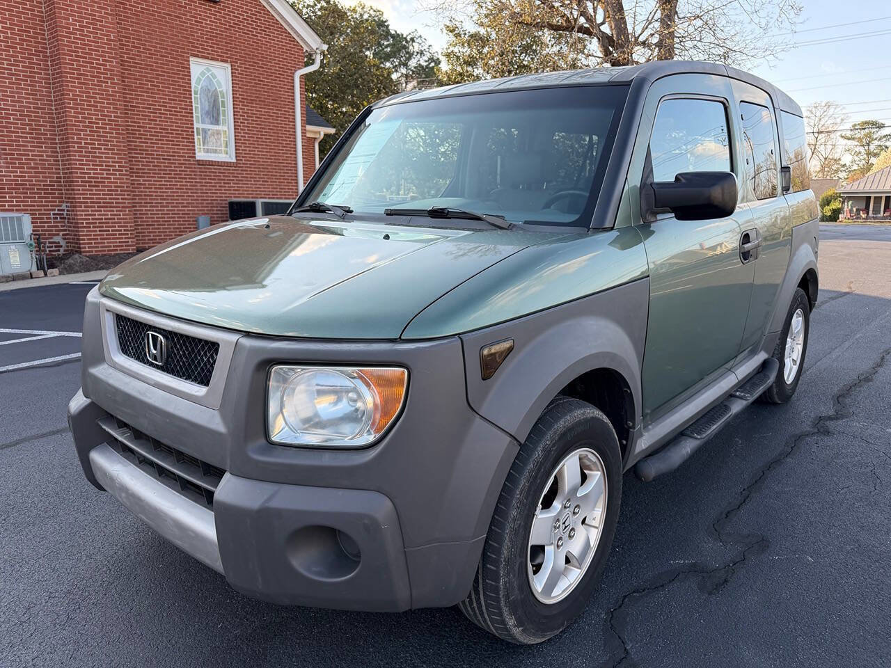 Used 2005 Honda Element LX image 2