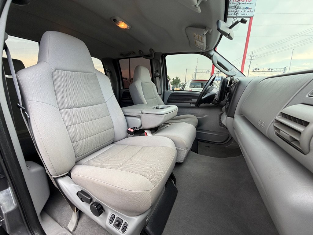 Used 2007 Ford F250 4x4 Crew Cab Super Duty image 8