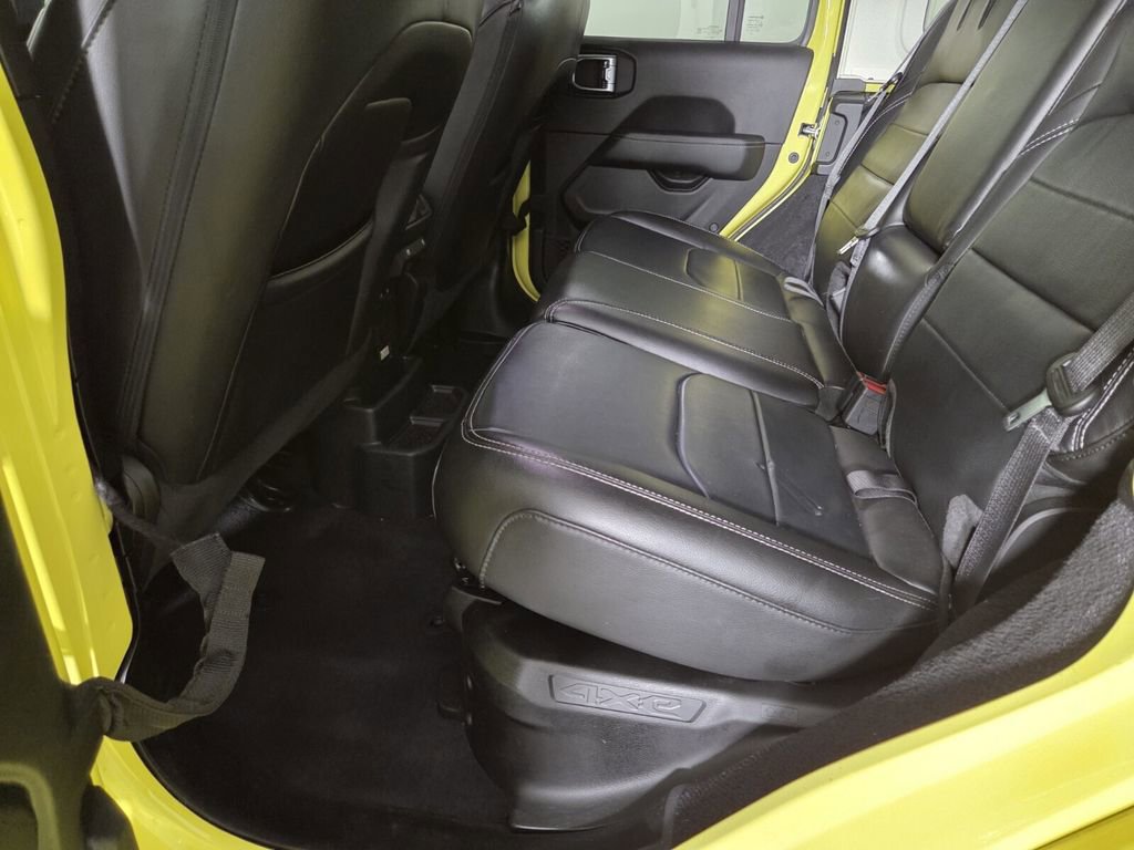 Certified 2023 Jeep Wrangler Sahara w/ Cold Weather Group image 23