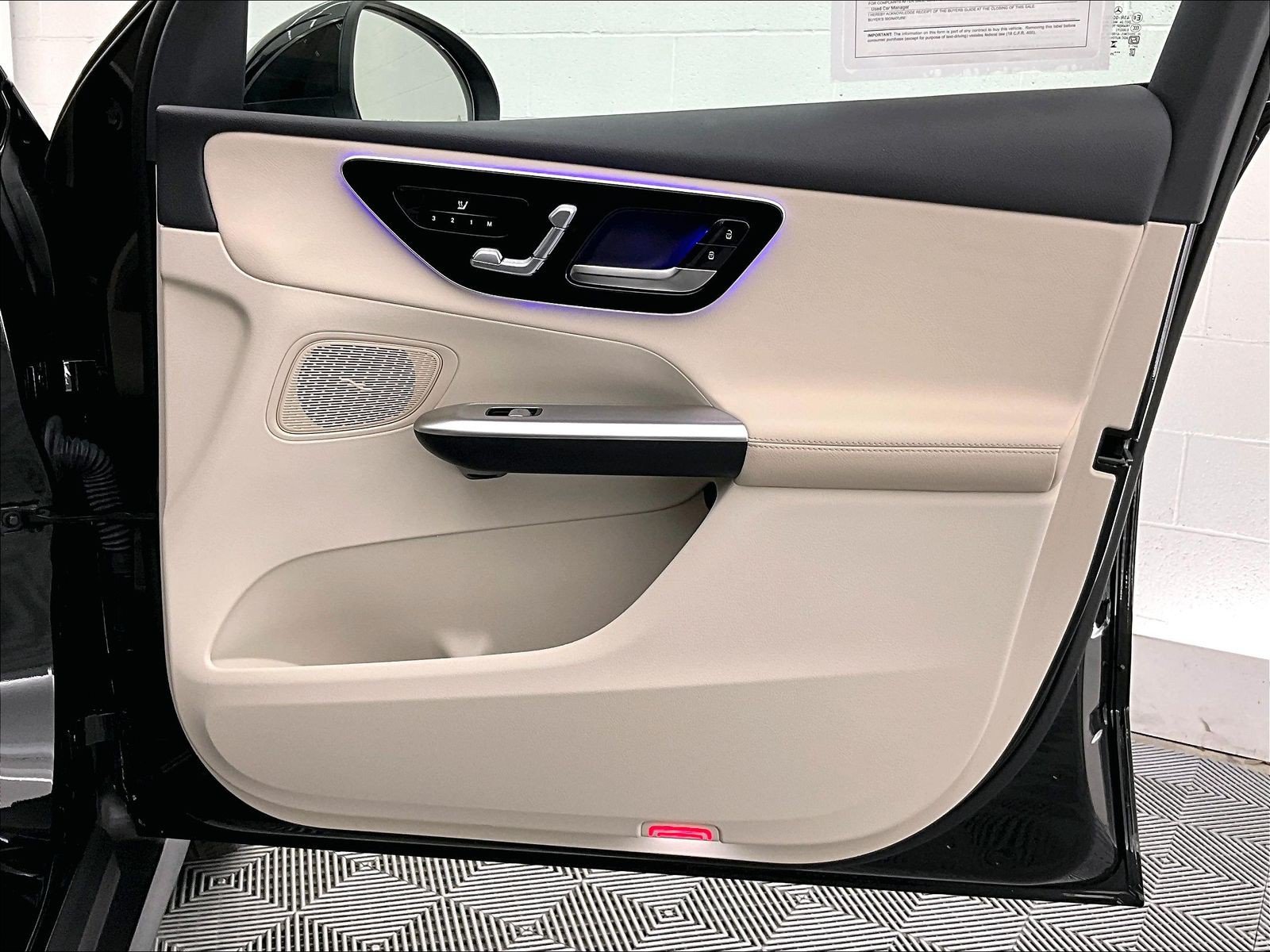 Certified 2025 Mercedes-Benz GLC 350e 4MATIC image 25