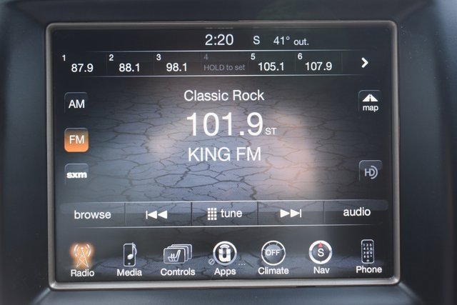 Used 2017 Jeep Grand Cherokee Summit w/ Platinum Series Group image 29