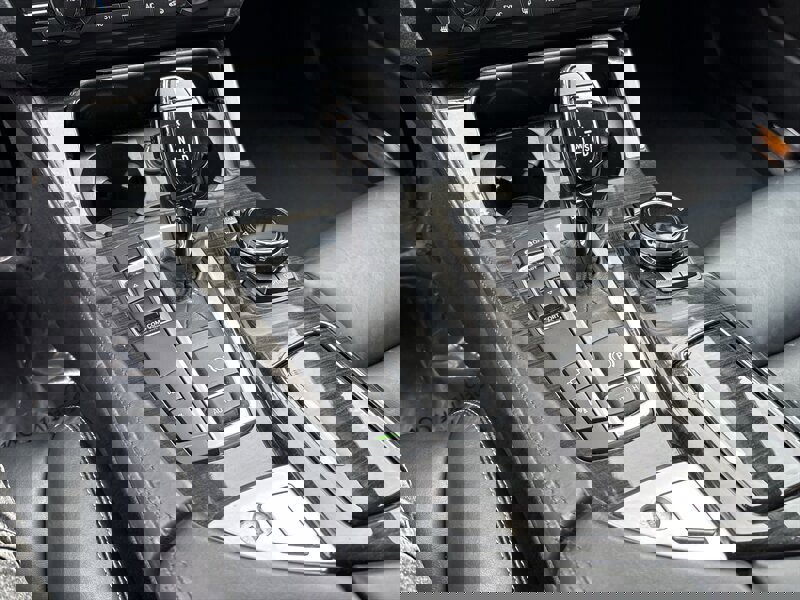 Used 2015 BMW 550i Sedan RWD image 40