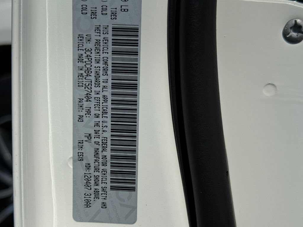 Used 2018 Dodge Journey SE w/ Blacktop Package FWD image 24