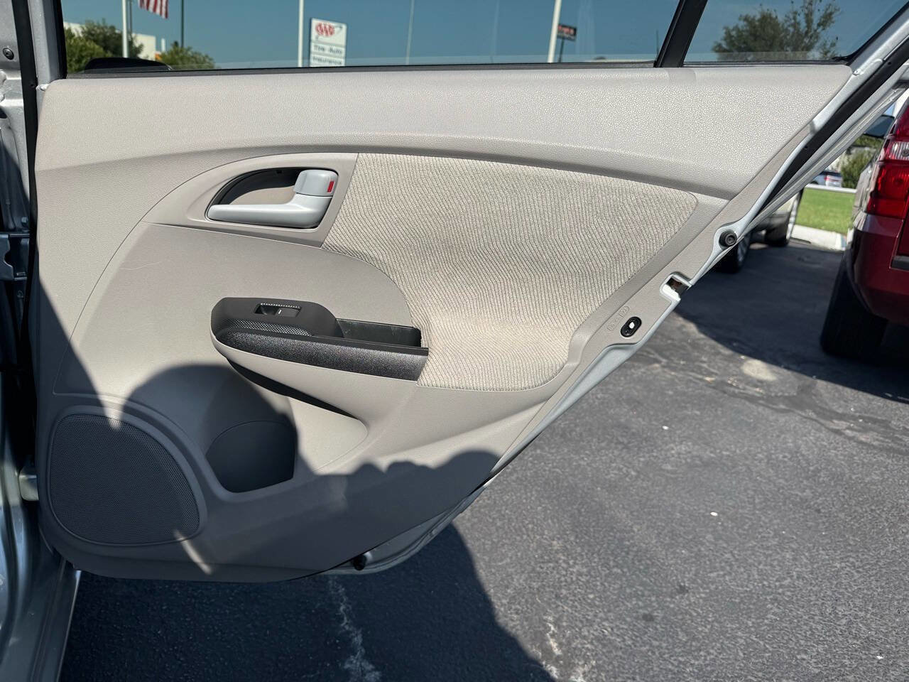 Used 2014 Honda Insight EX image 21