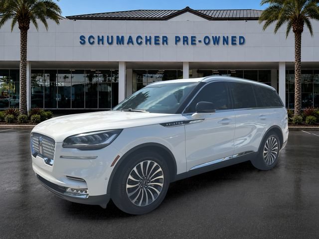 Used 2021 Lincoln Aviator Reserve w/ Class IV Trailer Tow Package RWD image 3