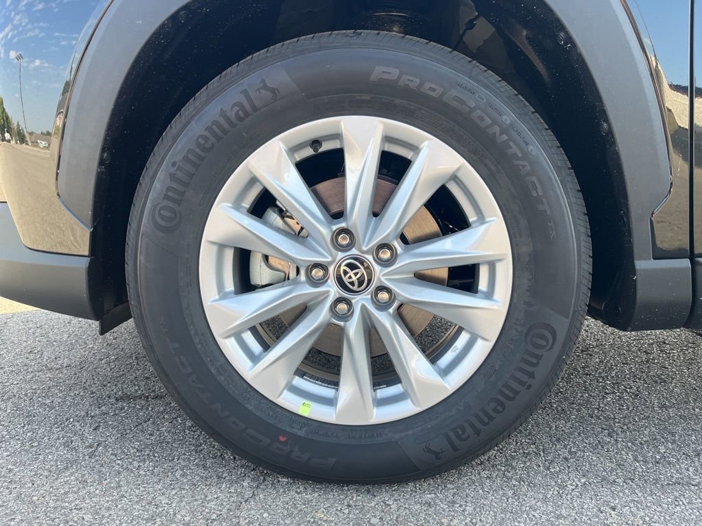 New 2026 Toyota Corolla Cross LE image 9