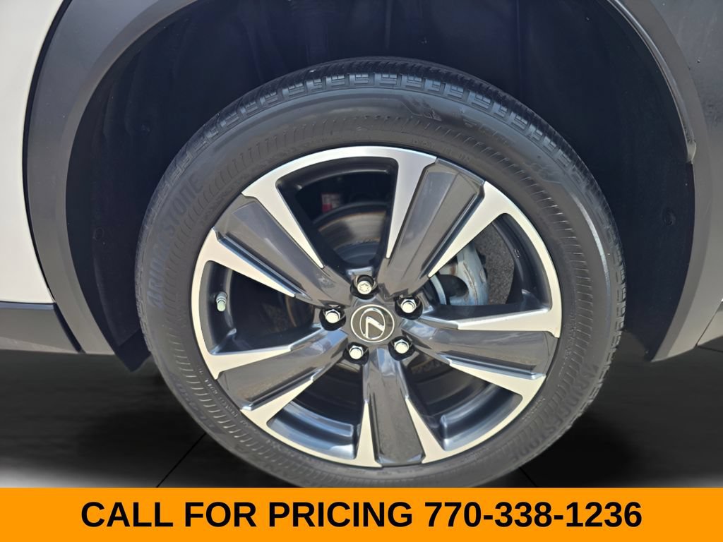 Used 2021 Lexus UX 200 w/ Accessory Package (Z1) FWD image 37