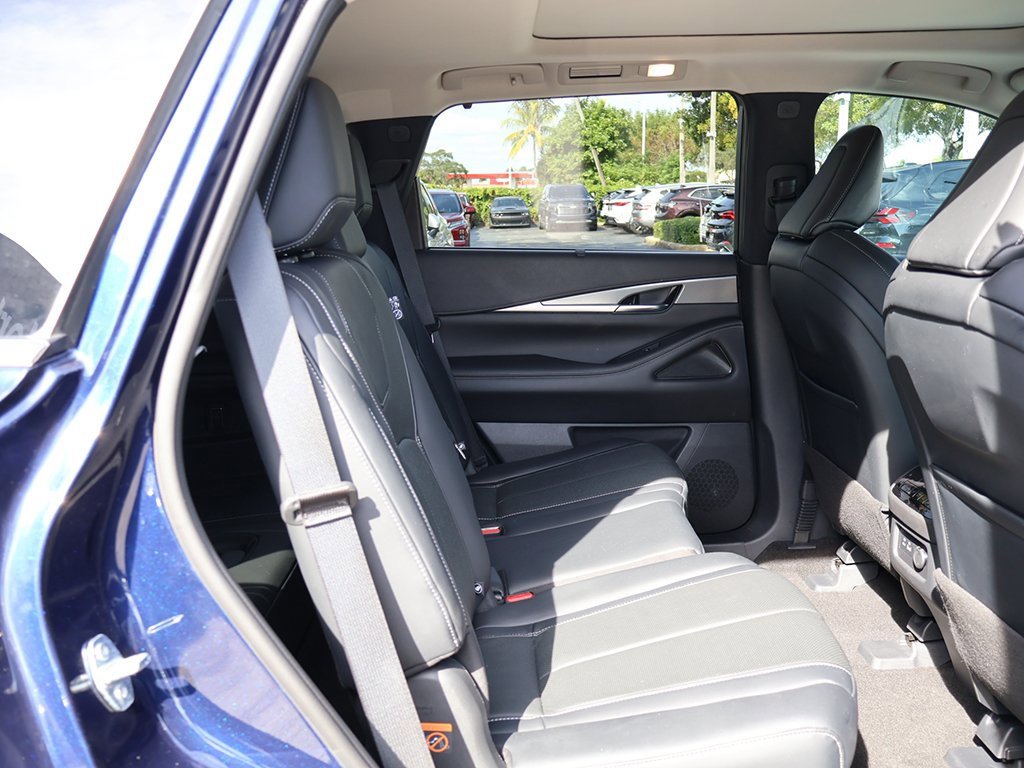 Used 2023 INFINITI QX60 Luxe w/ Cargo Package image 41