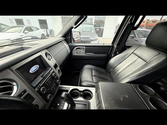 Used 2016 Ford Expedition EL XLT w/ Equipment Group 202A image 7