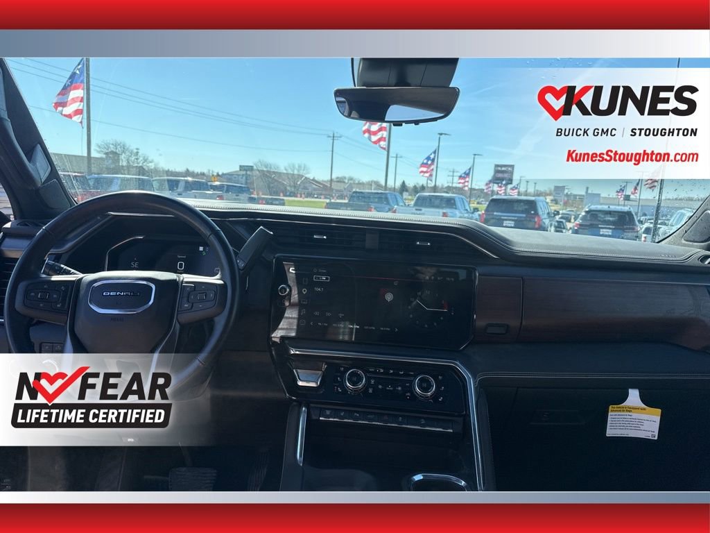 Used 2025 GMC Sierra 3500 Denali Ultimate AWD/4WD image 43