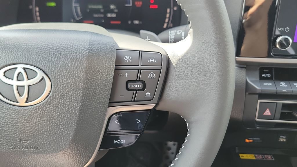 Certified 2026 Toyota Camry SE w/ Convenience Package FWD image 26