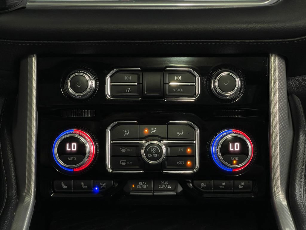 Used 2021 GMC Yukon Denali w/ Advanced Technology Package image 26