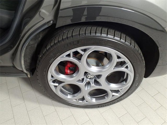 Used 2024 Alfa Romeo Tonale Veloce w/ Active Assist Package image 17