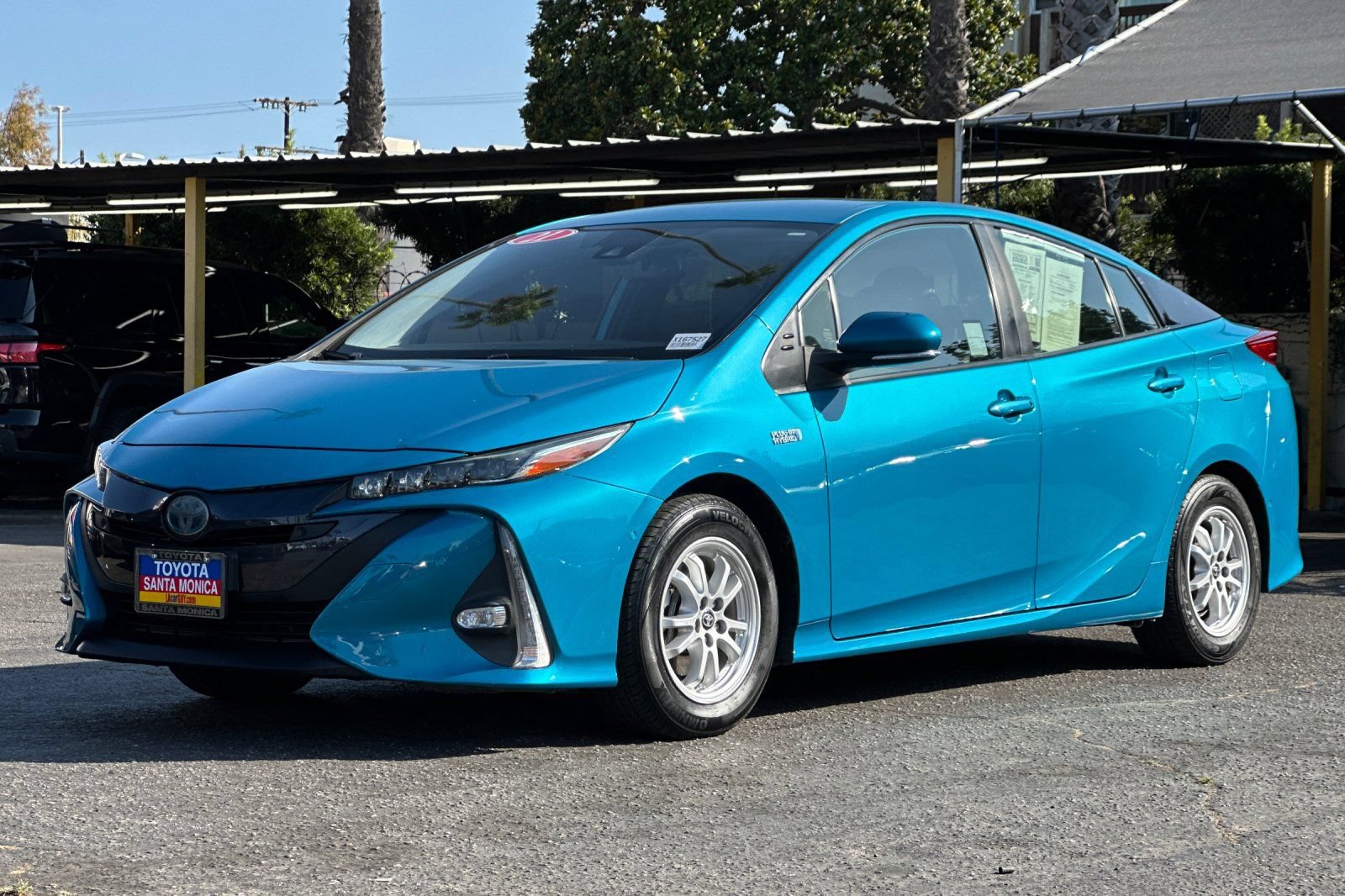 Used 2021 Toyota Prius Prime Limited w/ Carpet Mat Package (TMS) FWD image 8