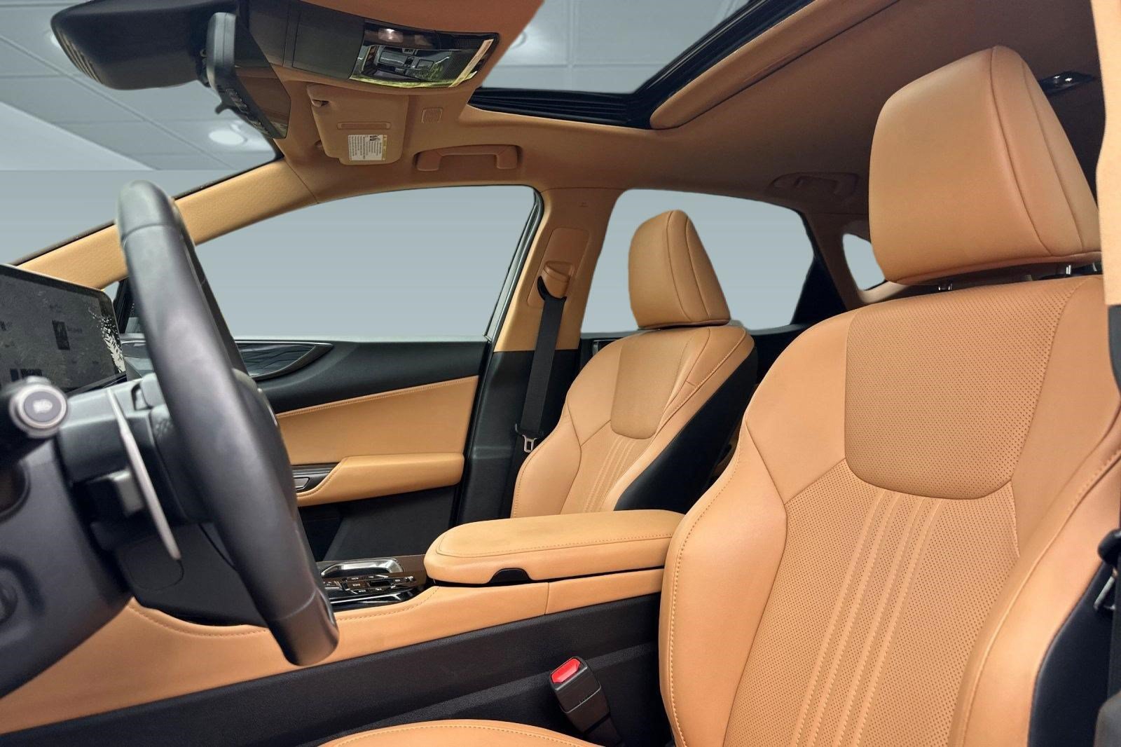Used 2024 Lexus NX 350 AWD image 16
