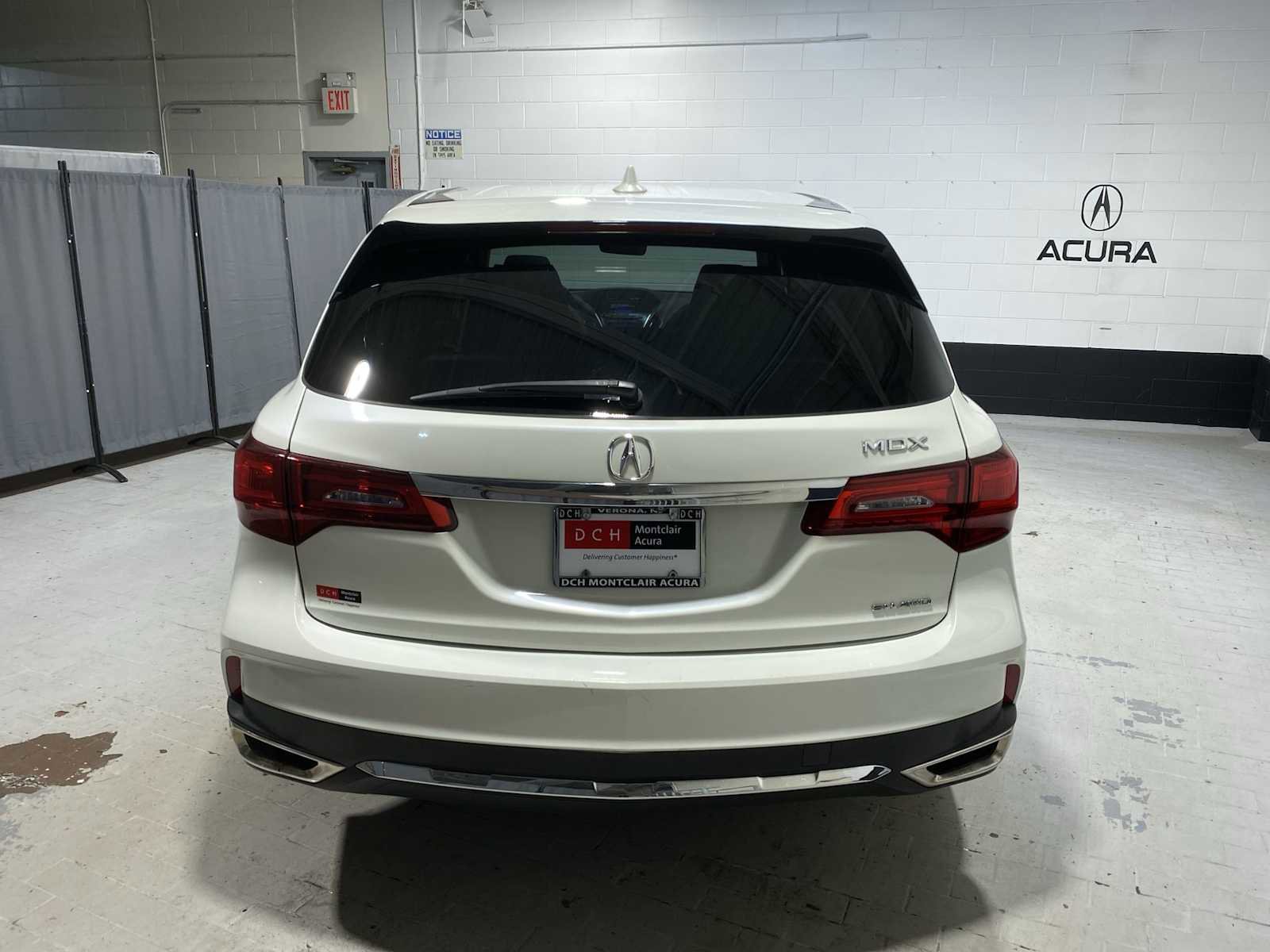 Used 2017 Acura MDX SH-AWD image 5