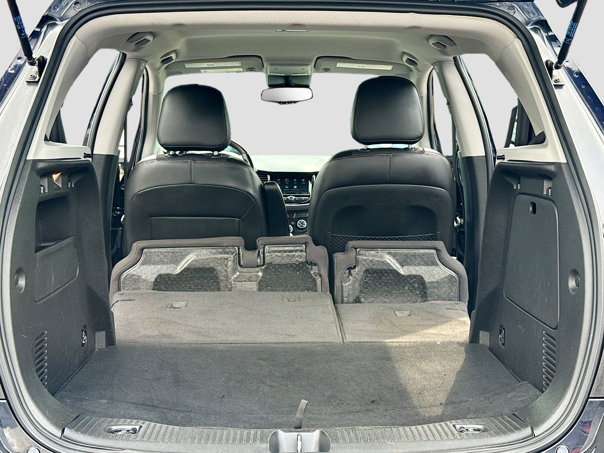 Used 2022 Chevrolet Trax LT w/ Driver Confidence Package image 7