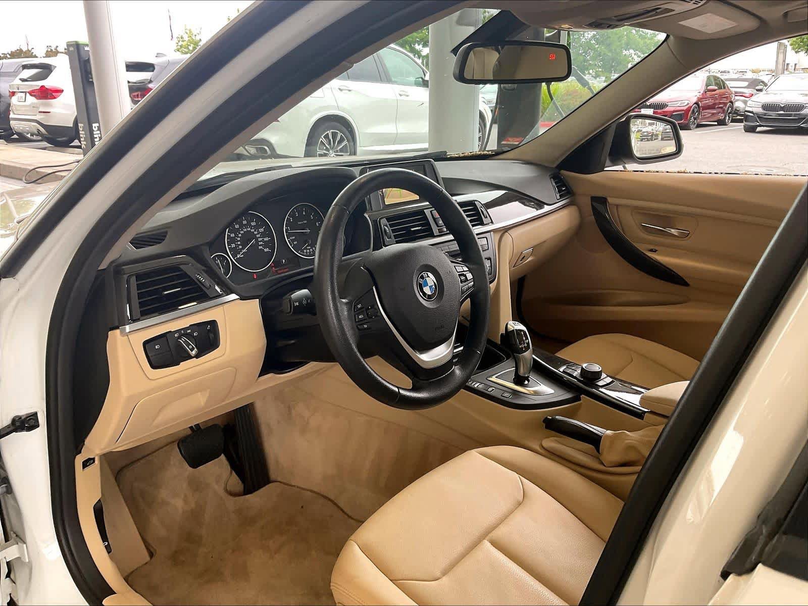 Used 2015 BMW 328i xDrive Sedan AWD/4WD image 15