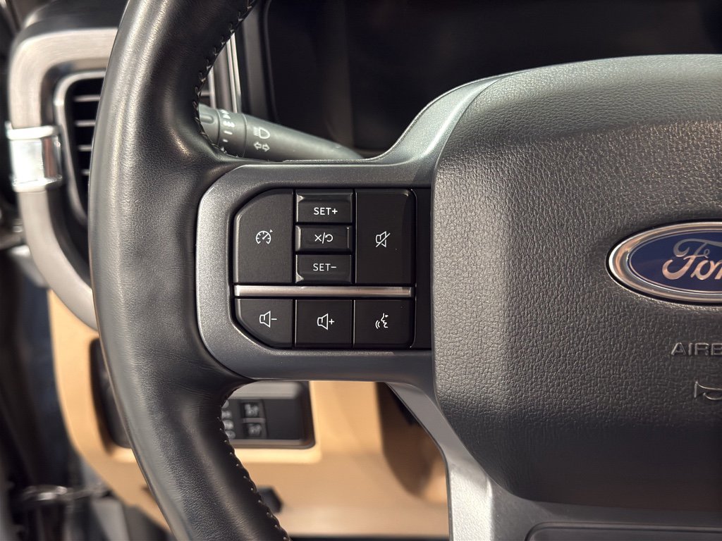 Used 2024 Ford F350 Lariat w/ Sport Appearance Package image 16