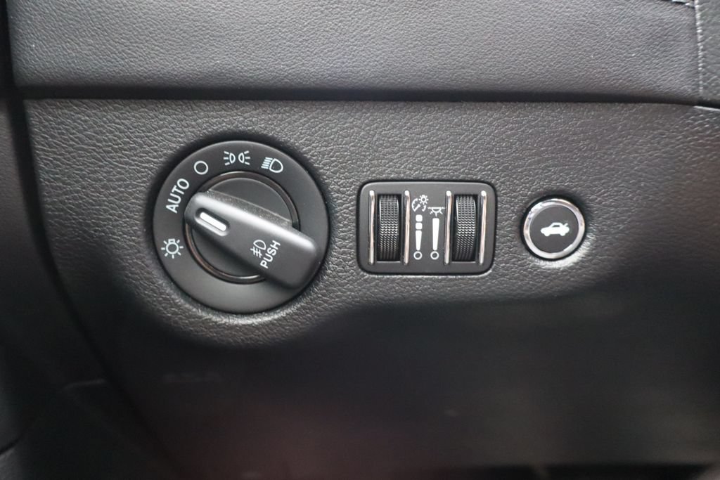 Used 2021 Dodge Charger Scat Pack w/ Plus Group RWD image 19
