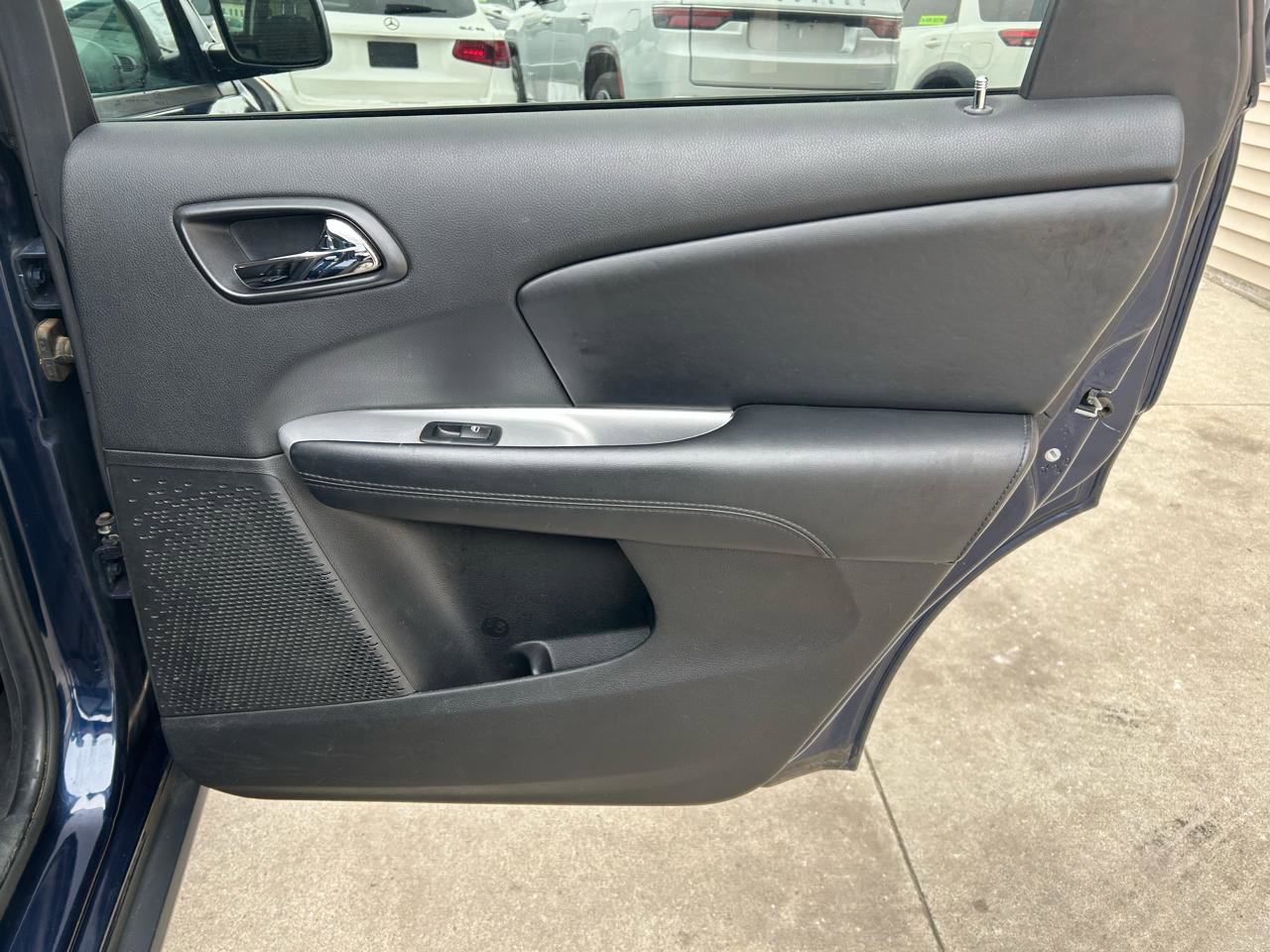 Used 2017 Dodge Journey SE image 15