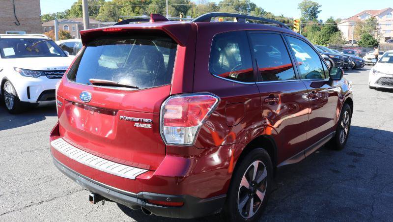 Used 2017 Subaru Forester 2.5i Limited AWD/4WD image 9