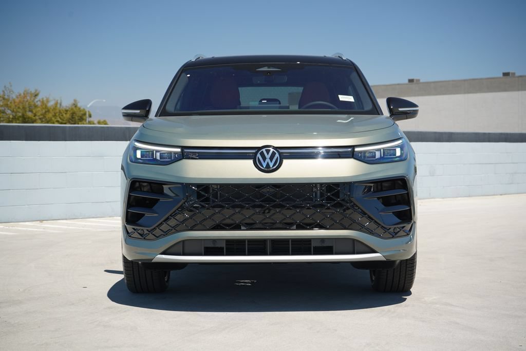 New 2026 Volkswagen Tiguan SEL R-Line AWD/4WD image 5