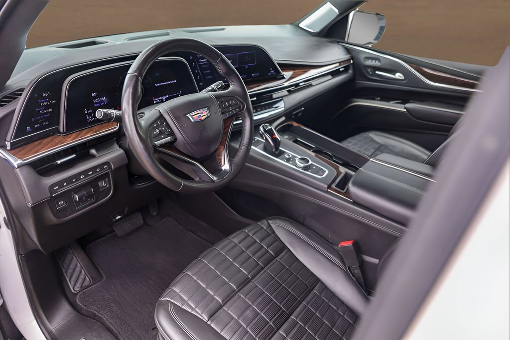 Used 2022 Cadillac Escalade Sport Platinum w/ LPO, ONYX Package AWD/4WD image 11