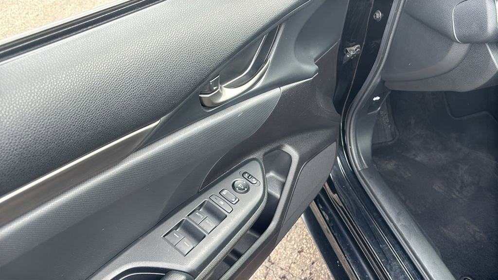 Used 2020 Honda Civic Sport image 14