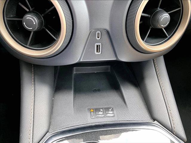 Used 2023 Chevrolet Blazer Premier image 26