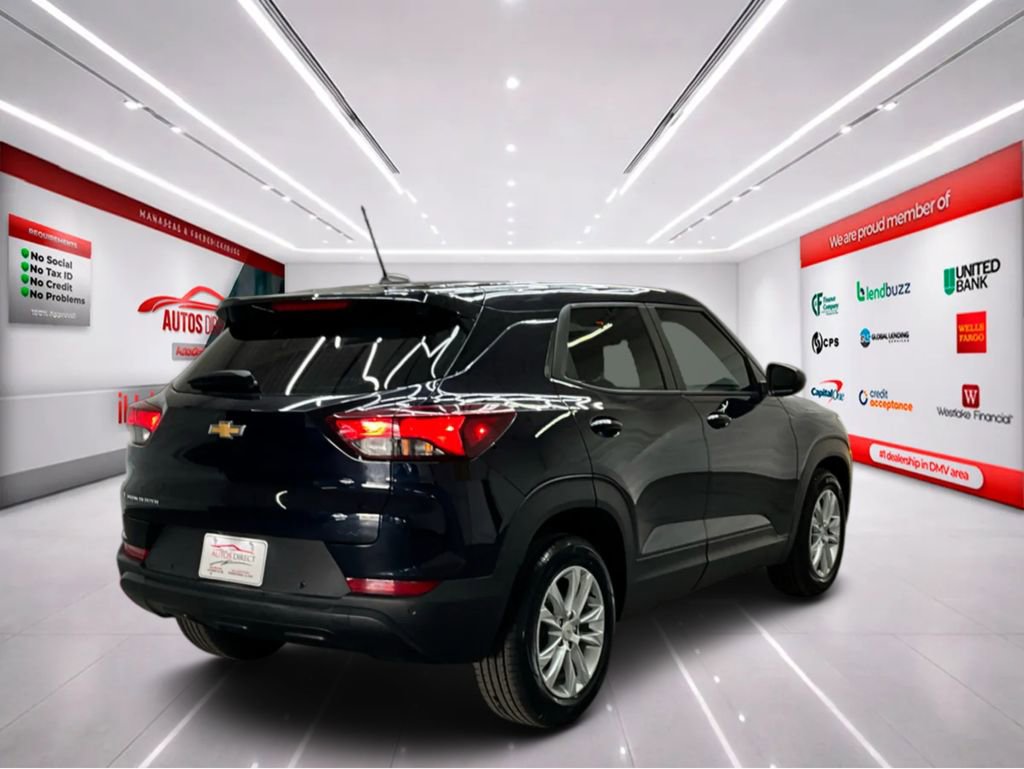Used 2021 Chevrolet TrailBlazer LS FWD image 8