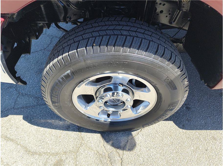 Used 2005 Ford F250 Lariat AWD/4WD image 19